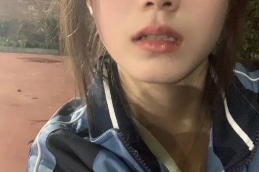百万网红一条广告提成 500 元掀桌子不干了！