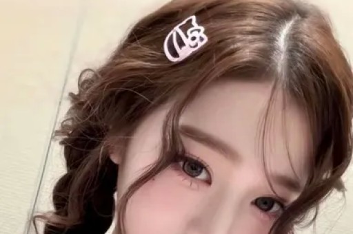 周星驰拍《功夫女足》最大的败笔不在于选迪丽热巴也不是他灵感枯竭而是张小斐这个角色换别人来演效果会好太多！